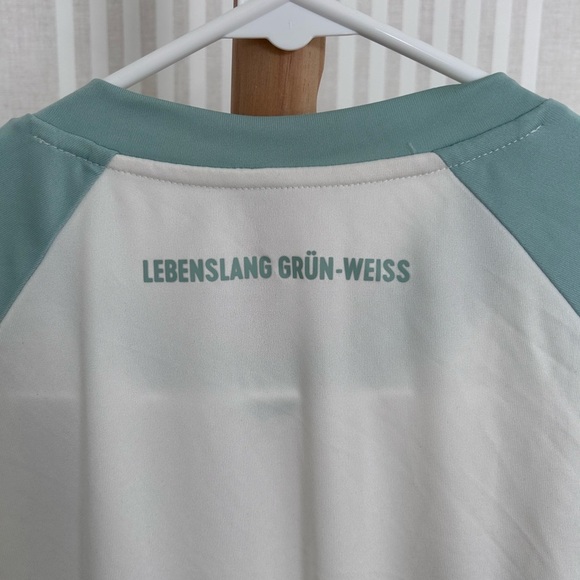 NWT 2024-2025 Werder Bremen Away Shirt Soccer Jersey Size US Small Mint/Cream - Picture 10 of 11
